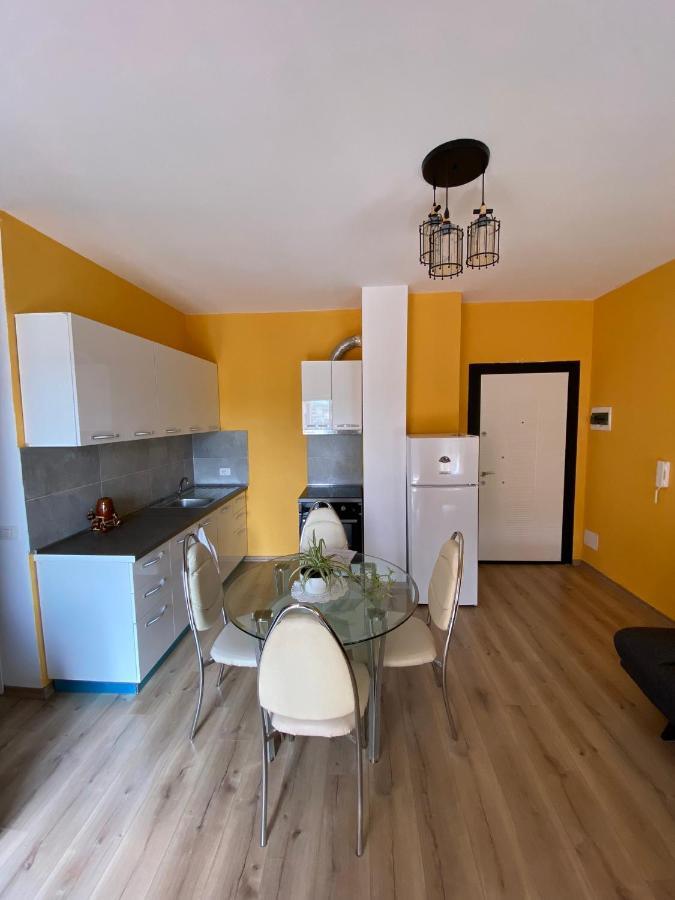 Eq Apartaments Tirana Exterior photo